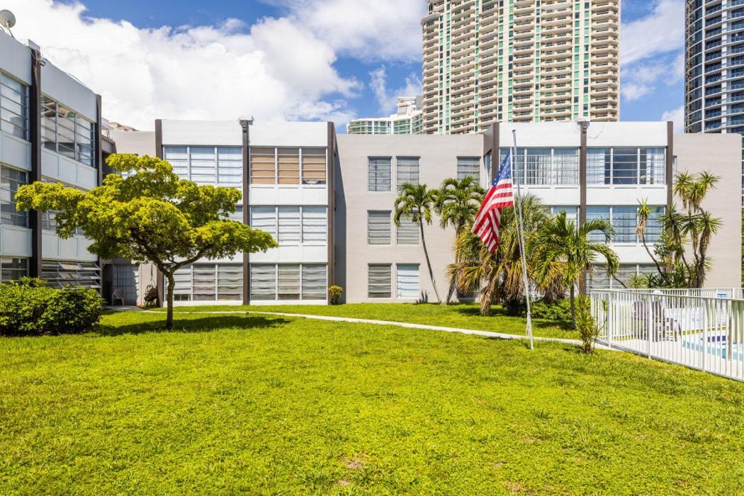 Designer River View Apartments Fort Lauderdale Exterior photo